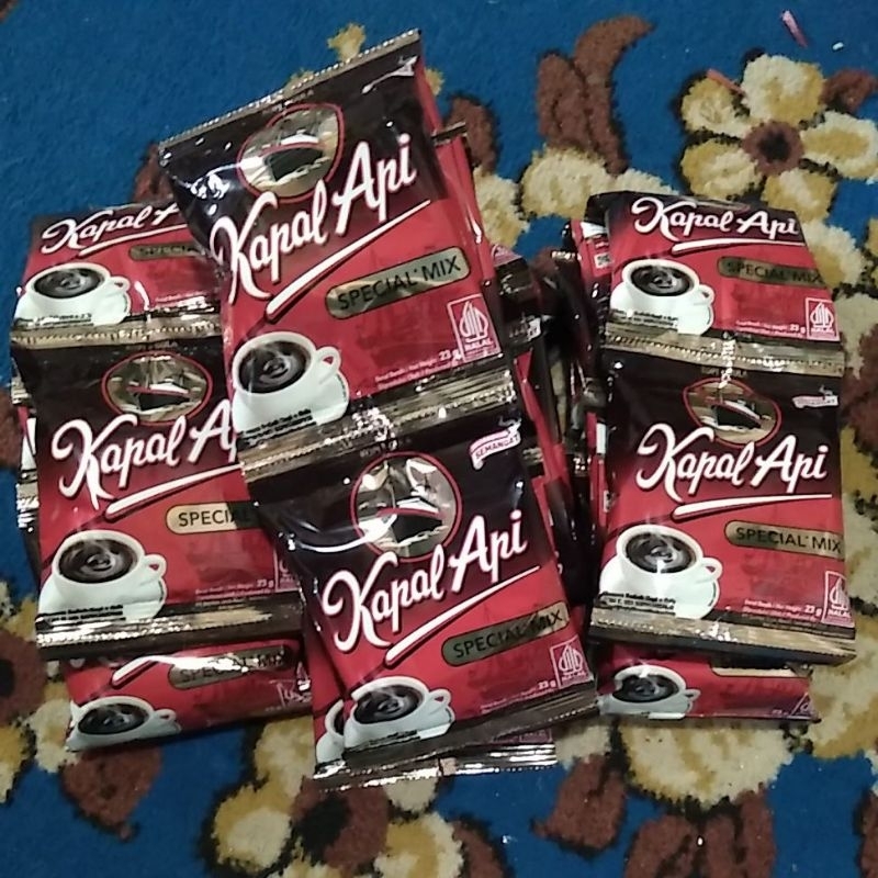 

Kopi Kapal Api Special Mix 25 gr. Isi 1 renceng : 10 sachet.