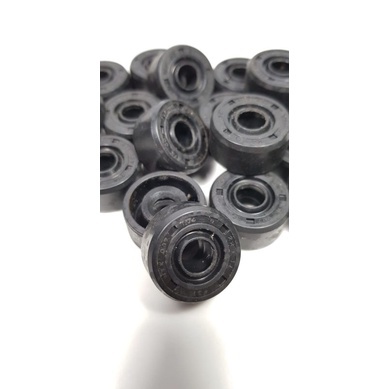 Seal oil/sil oil/ sil oli shock  belakang Honda Win. 8*22*11