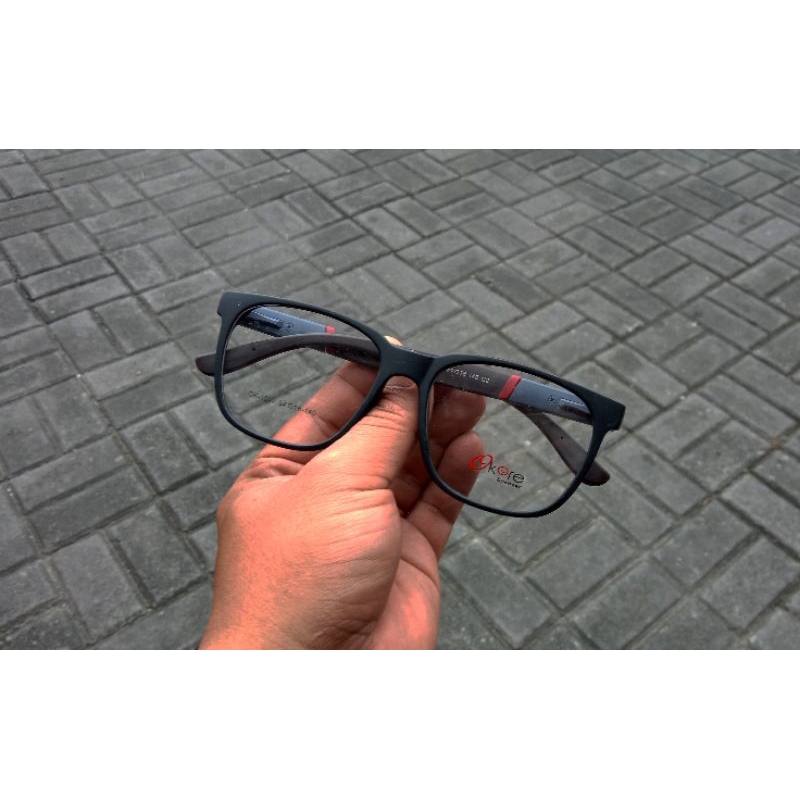 kacamata photocromic ,kacamata minus frame tebal,kacamata minus kotak
