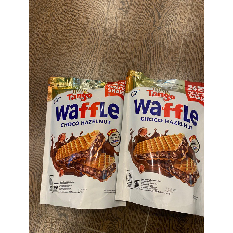 

TANGGO WAFFLE CHOCO HAZELNUT HADIAH EMAS BILA BERUNTUNG ISI 240GR(10gr x 24pcs)