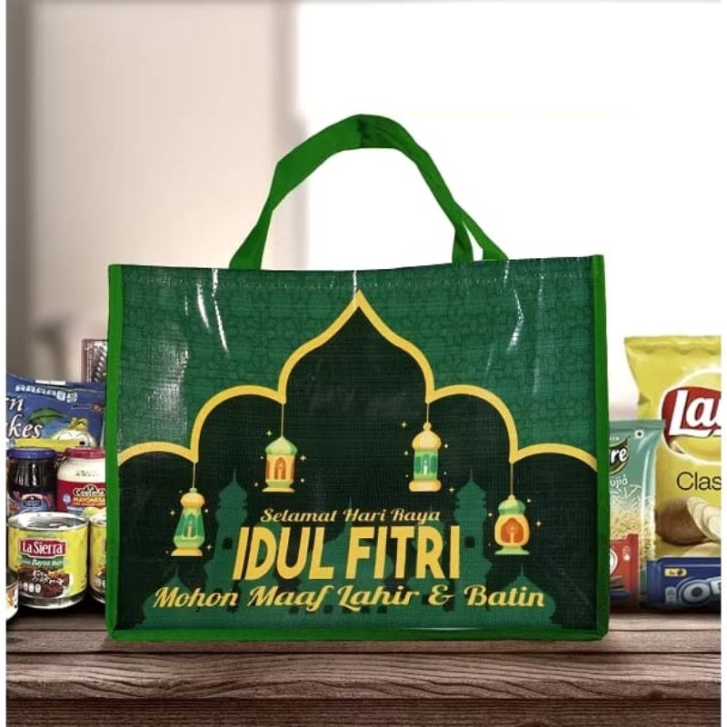 

TAS PARCEL LEBARAN UK 30X40x15cm