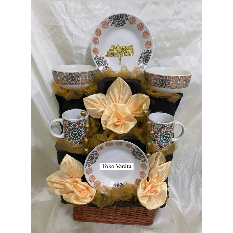 

Hampers Lebaran (U-X) - Hampers Lebaran Idul Fitri Parcel Natal Bingkisan Tahun Baru Premium