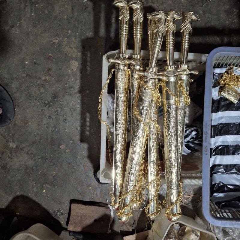 aksesoris kadga atau ponyar apol akmil