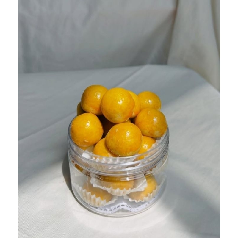 

nastar with butter
