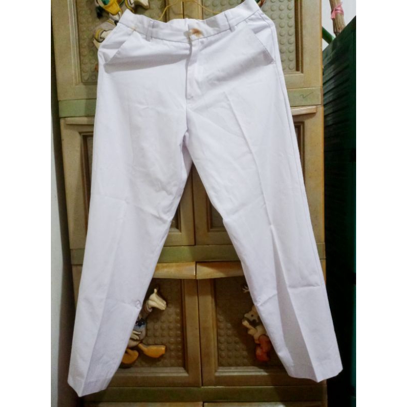 preloved_celana_sekolah