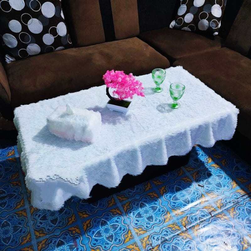 Taplak meja bulu rumbai rasfur / Taplak meja bulu rumbai