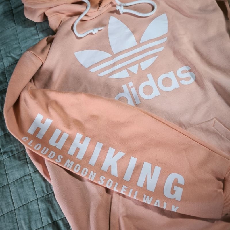 preloved Adidas pharell williams