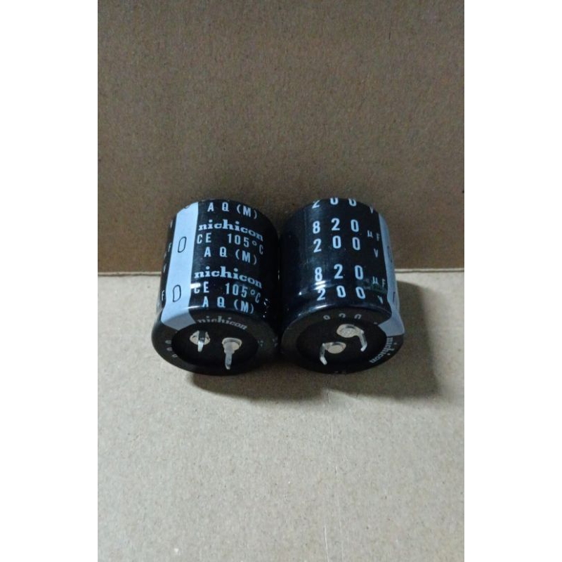 9168 kapasitor elco elko 820uf 820 uf 200v 200volt 200 volt nichicon
