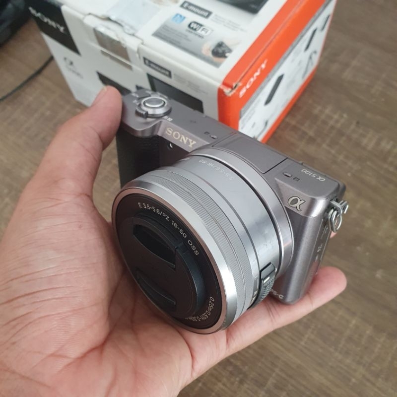 Mirrorless Sony a5100