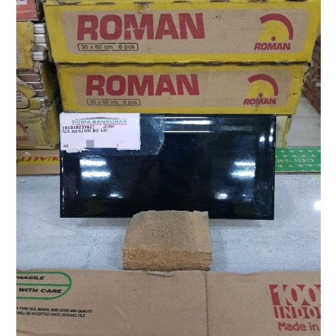 Keramik Bevel 10x20 Hitam KW2 / Keramik Dinding Dapur/ Keramik Dinding Kamar Mandi / Keramik Bevel B