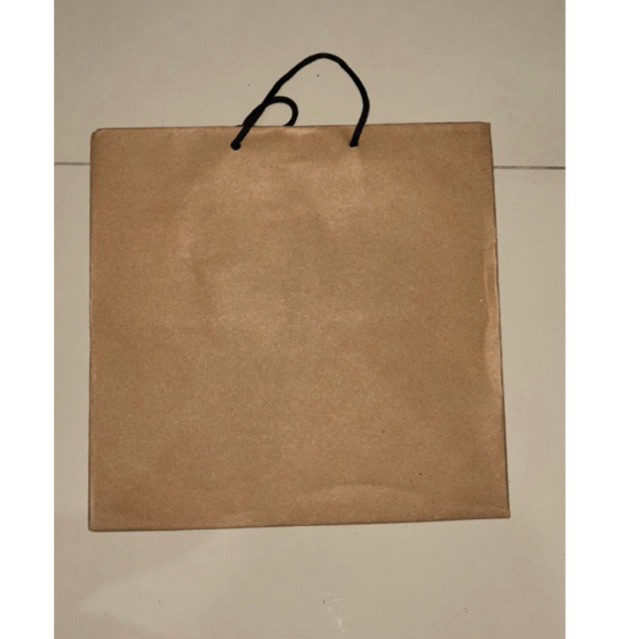 

paper bag serba 1000 semua ukuran / kertas karton murah