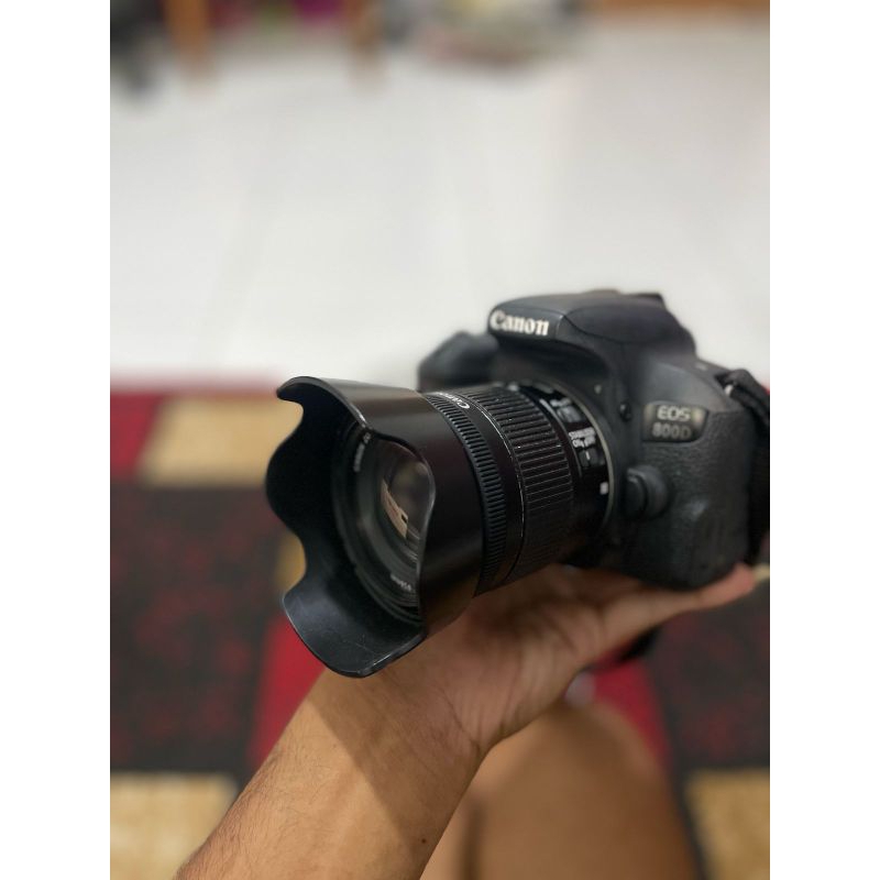 CANON EOS 800D + Lensa 18-55 STM Second Like New