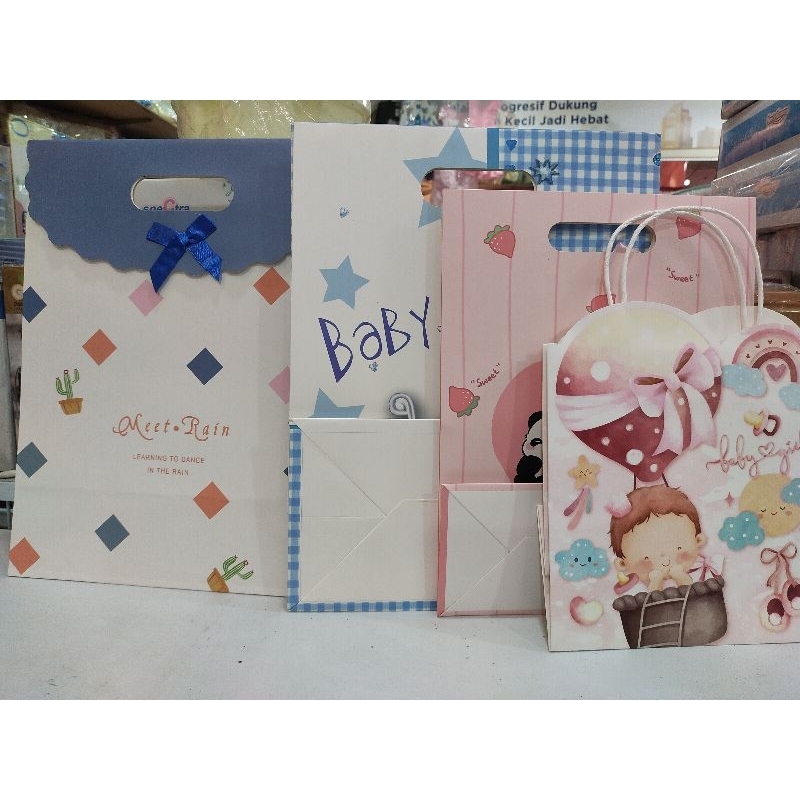 

Paper Bag Tas Kado