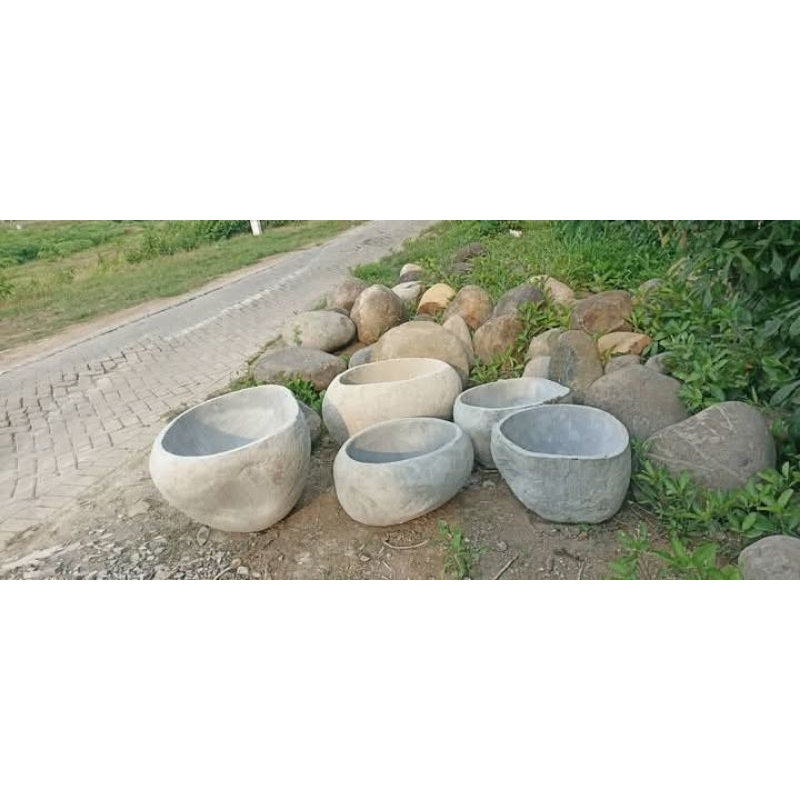 pot bunga teratai/kolam ikan/batu kali