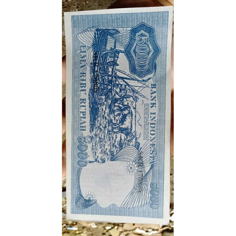 Souvenir 5000 Soekarno tahun 1964 warna Biru gambar Perahu nelayan dan bajak sawah