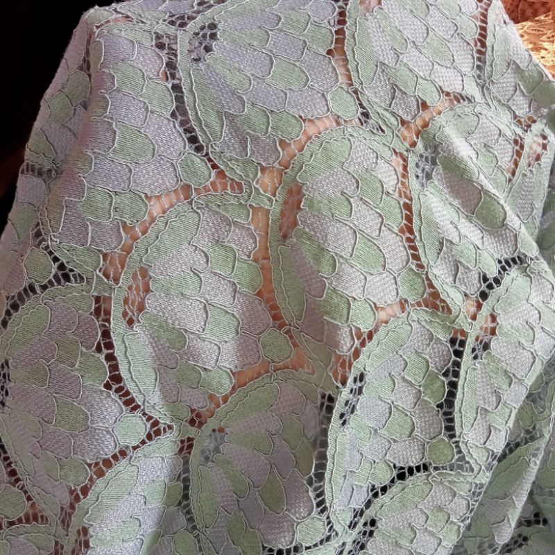 Kain Brokat Semi Prada - Kain Brokat Motif Ecnik Import - Kain Brokat Lace Prancis - Kain Brukat War