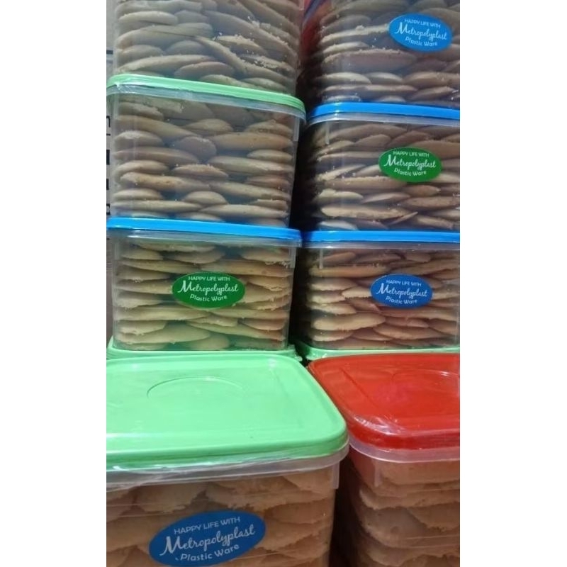 

Kue Lidah Kucing Khas Jember