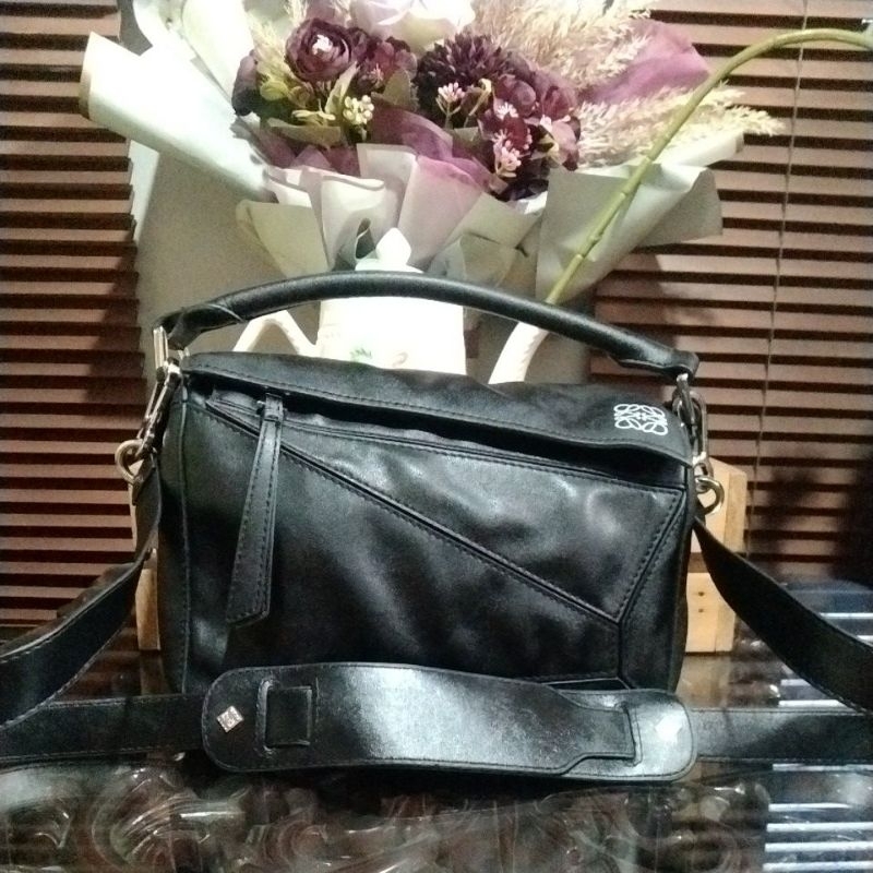 tas preloved / second loewe puzzle black