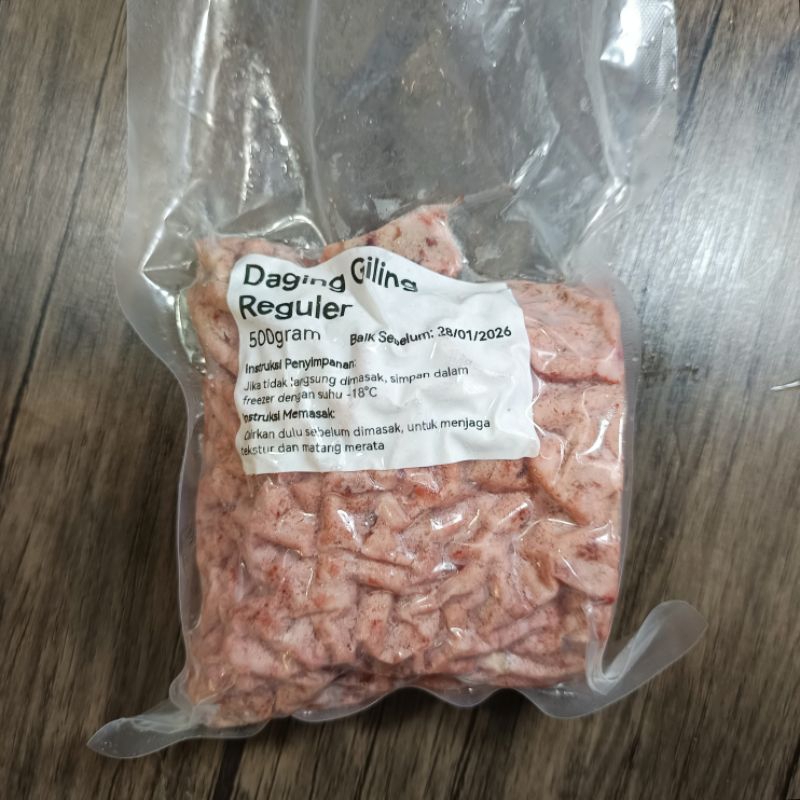 

daging giling sapi (500gram) / Minced beef (500gram)