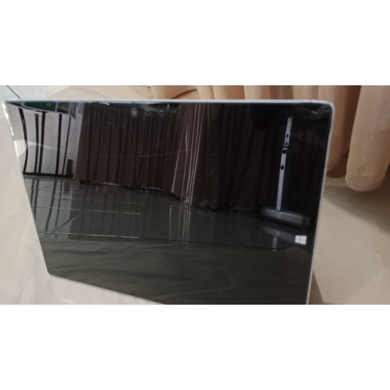 Microsoft Surface 3 Windows 10 4GB Second asli original 10,8 INCH warna silver