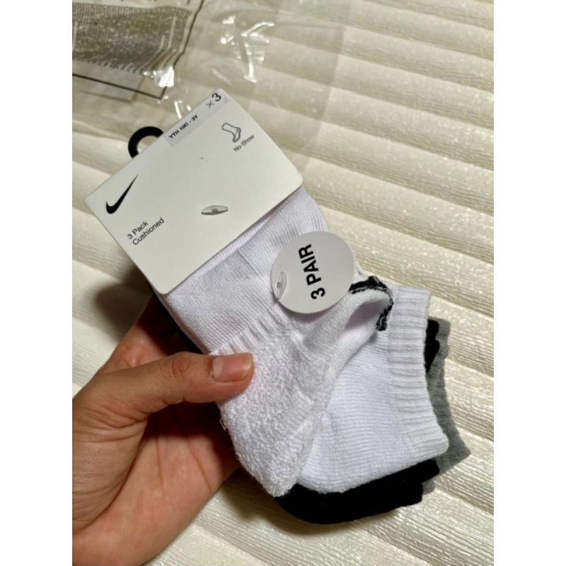 Nike Kaos kaki Anak Unisex 3 pasang size XS ( sepatu size 27-35) ORIGINAL SPORT STATION