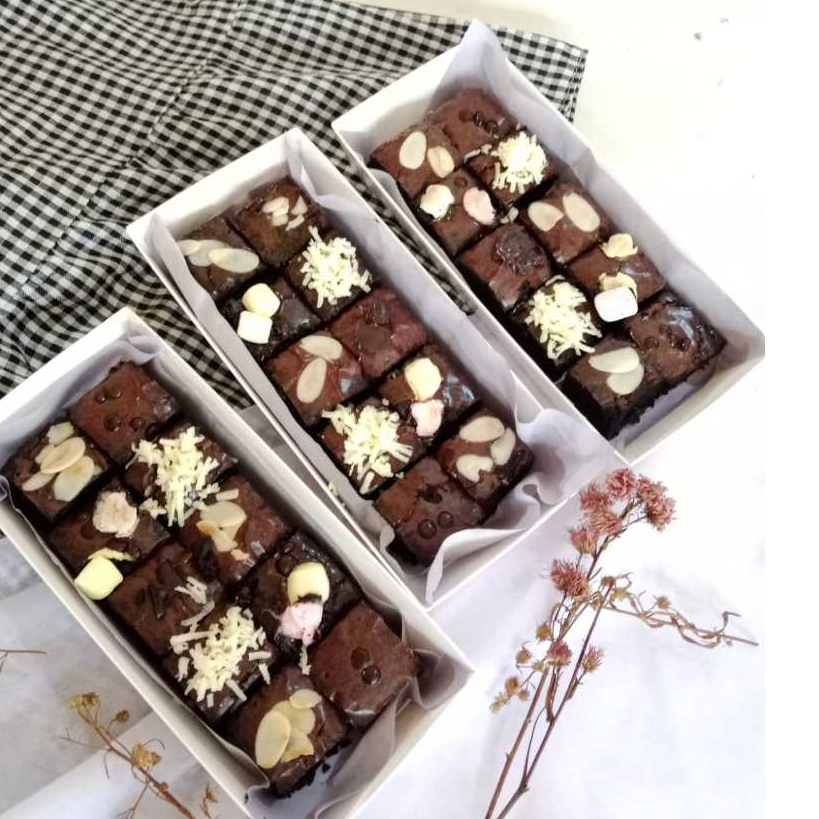 

Fudgy Brownies, By Husna, Small n Big Size