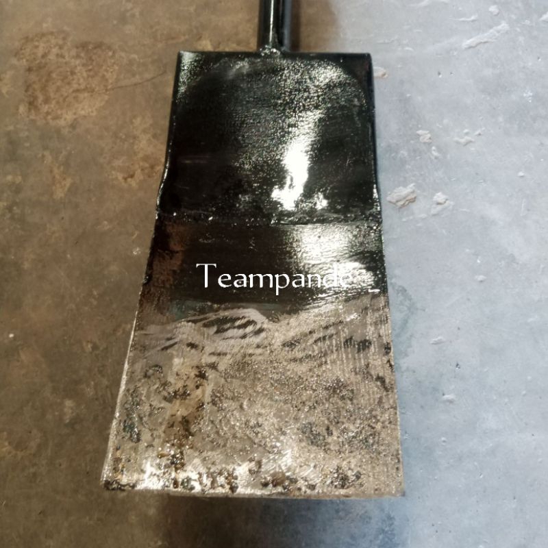 Tumbas Tani Lempak/Lencek Irigasi Besi Lempak Tanah