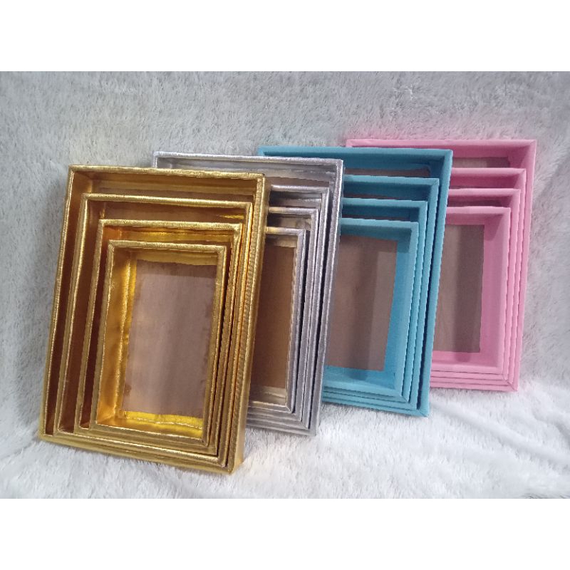 

KOTAK SESERAHAN/1 SET ISI 4 PCS/MINIMALIS/BAHAN HANTARAN/28cmX38cm