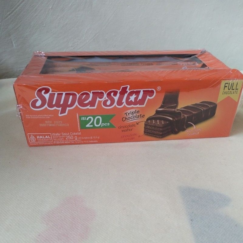 

Wafer Superstar isi 20 bungkus