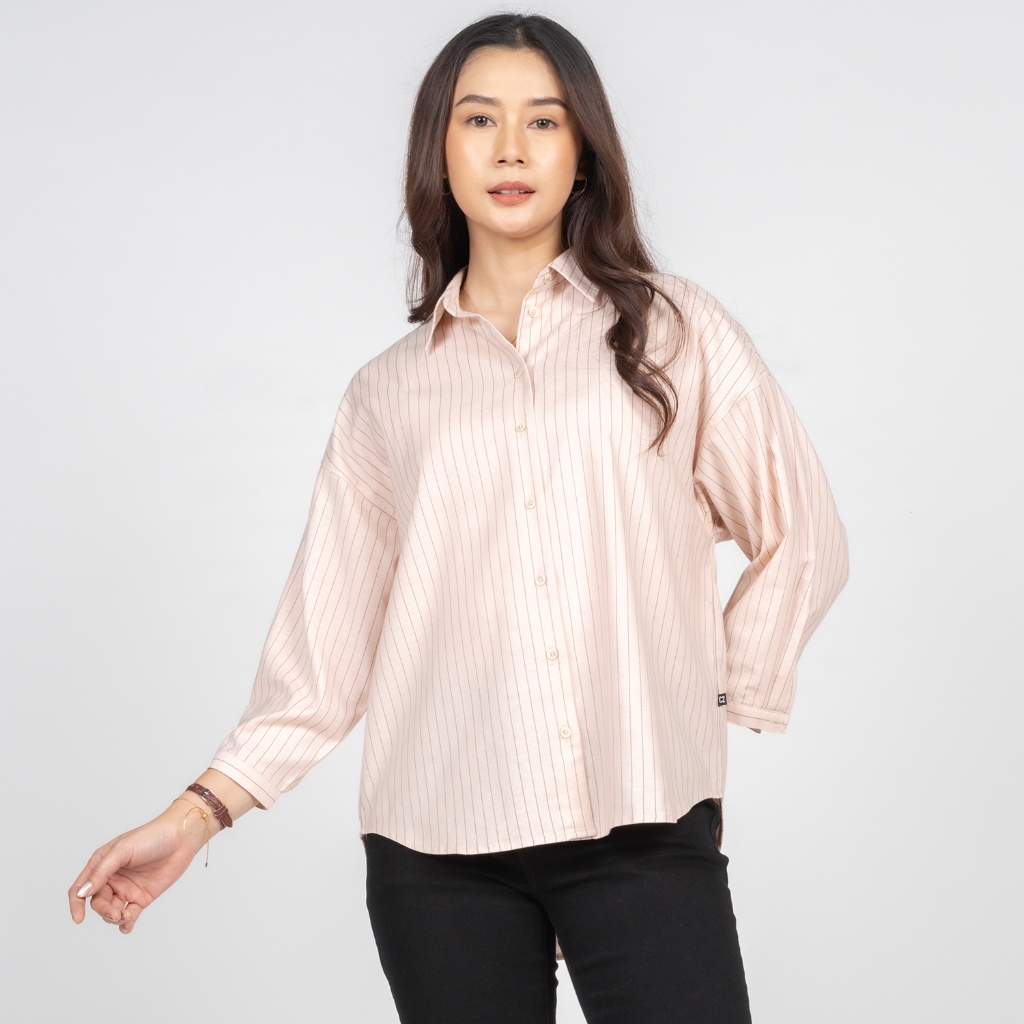 C2 Ilonna Pink Kemeja 7/8 Casual Oversize Wanita