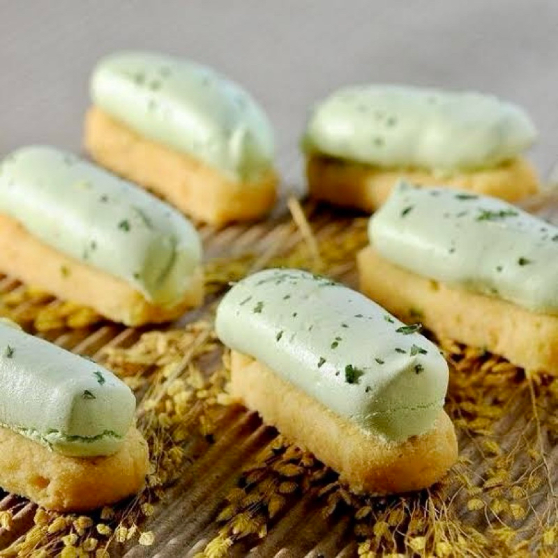

RAMADAN EDITION - GREENTEA SCHAMPIES KUE KERING