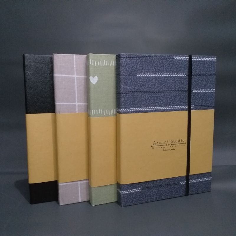 

Handmade Sketchbook A6 by Aranni