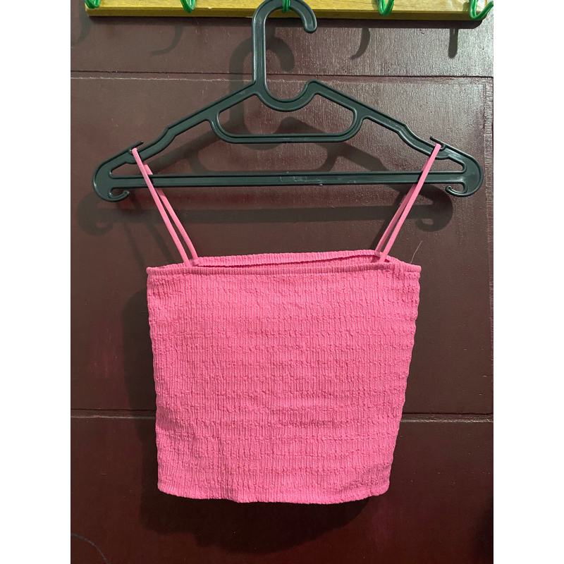 pink tanktop