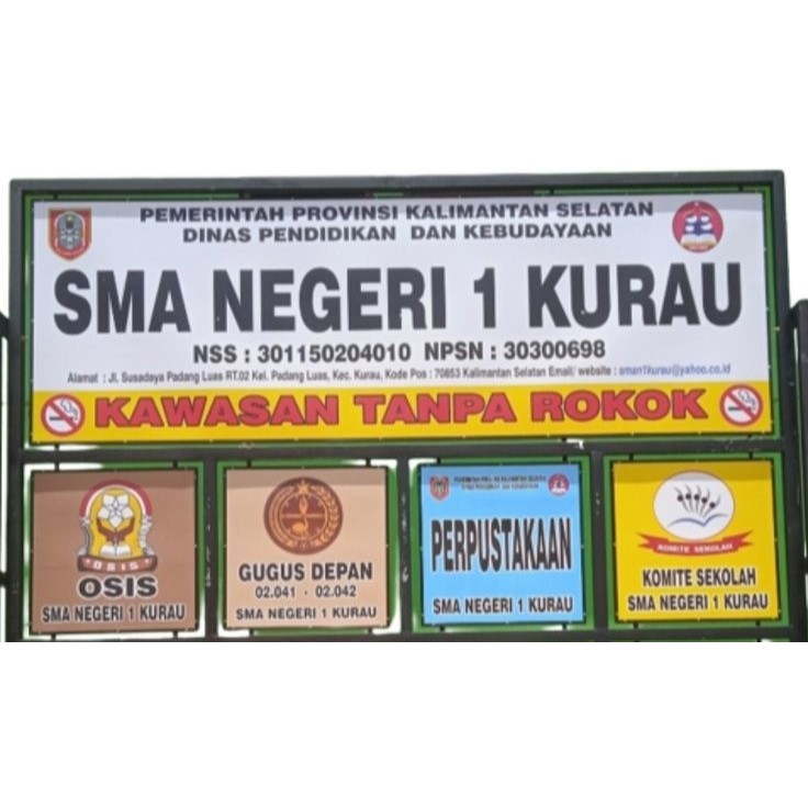 

CETAK STIKER PLANG CUSTOM GRATIS DESAIN MURAH