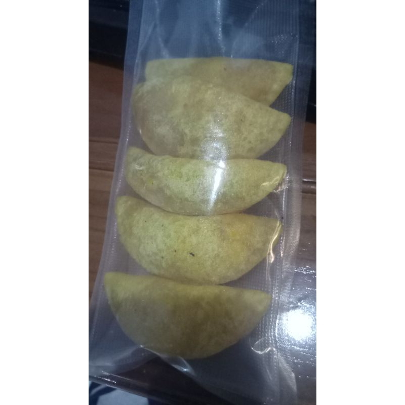 

cireng manis isi keju