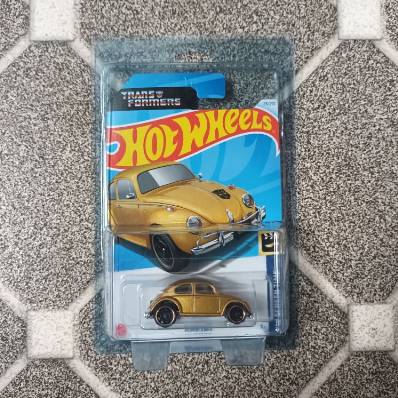 hot wheels bumblebee gold screen time 9/10 + protector hot wheels