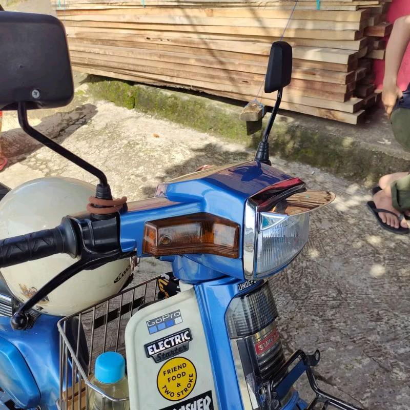 Topi Lampu depan suzuki RC 80 RC 100 visor lampu depan Suzuki RC 80 RC 100 bravo jet coold