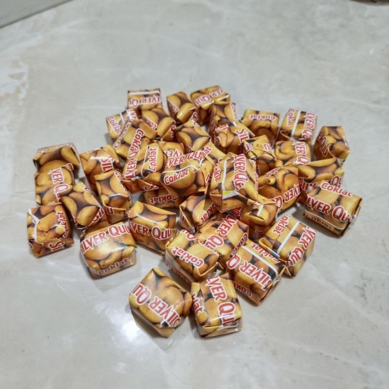 

Cokelat Cube SILVER QUU / Cokelat Dadu / Cokelat Viral Isi 40 Pcs