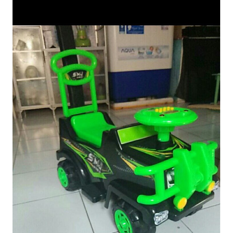 Mainan mobil Duduk Anak-anak SMJ