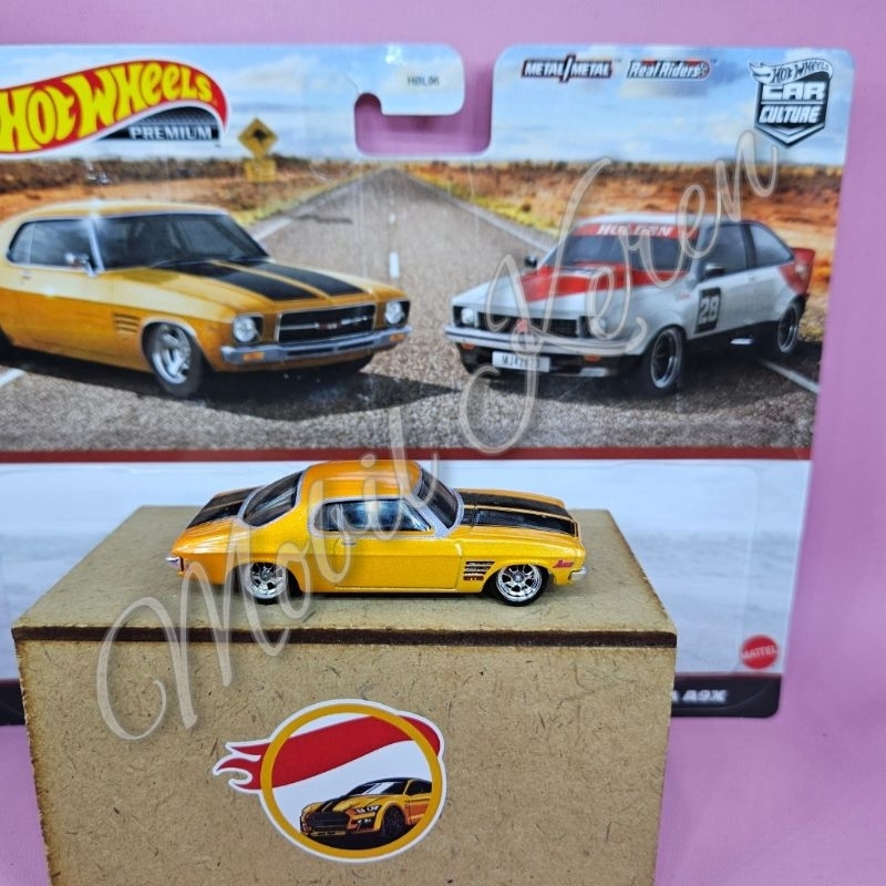 Diecast Hot Wheels Premium twin pack loose mulus 73 Holden Monaro GTS gold ban karet