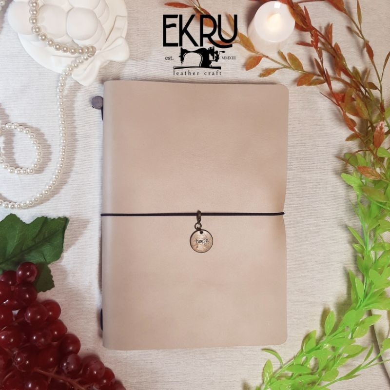 

A5 REG PASSPORT - IVORY - GENUINE LEATHER COVER TRAVELERS NOTEBOOK | JOURNAL DIARY JURNAL