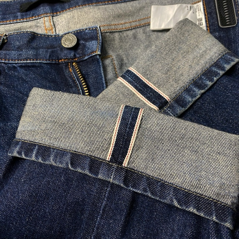 Uniqlo Selvedge Redline Straight Fit Blue Ankle Jeans