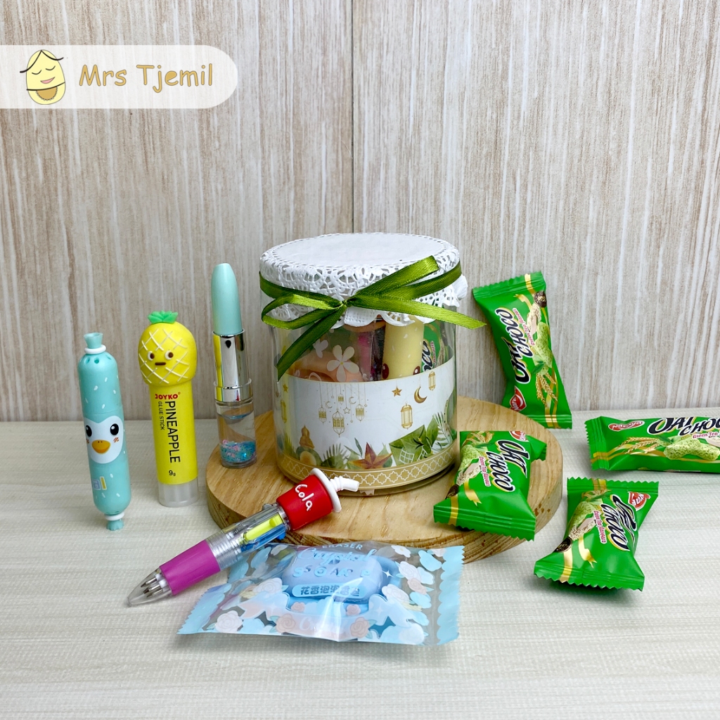 

PARCEL KAREEM -Mrs Tjemil- Hampers Hari Raya Lebaran Idul Fitri Ramadan Oat bar paket Unik