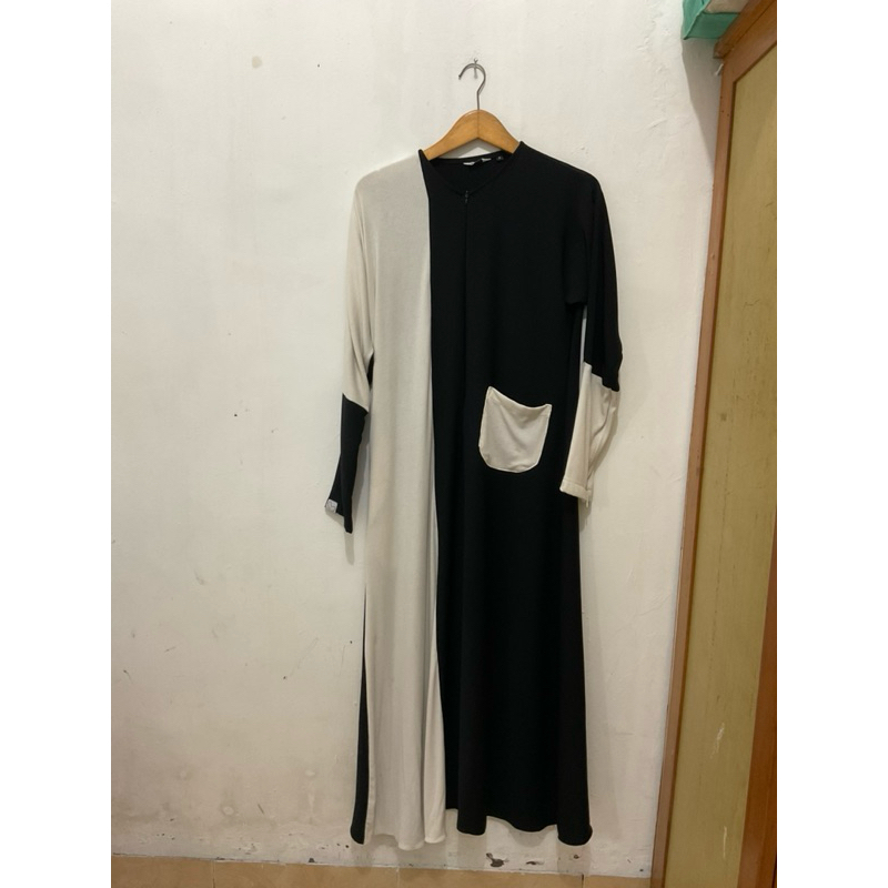 BARKHA PROJECT X VIERZHA NISF GAMIS PRELOVED BROKEN WHITE