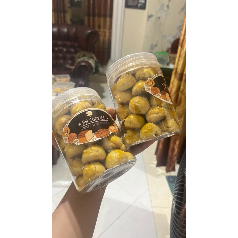 

HW Bakery – Nastar Nanas Premium, Lumer di Mulut