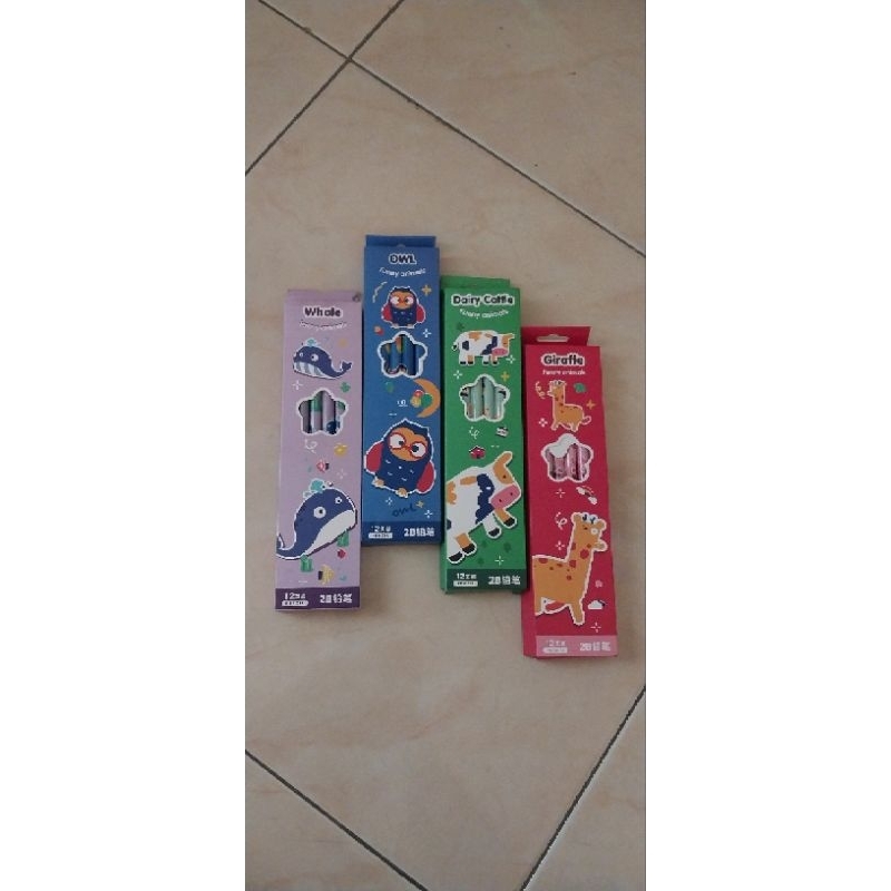 

Pensil Karakter Hewan Lucu