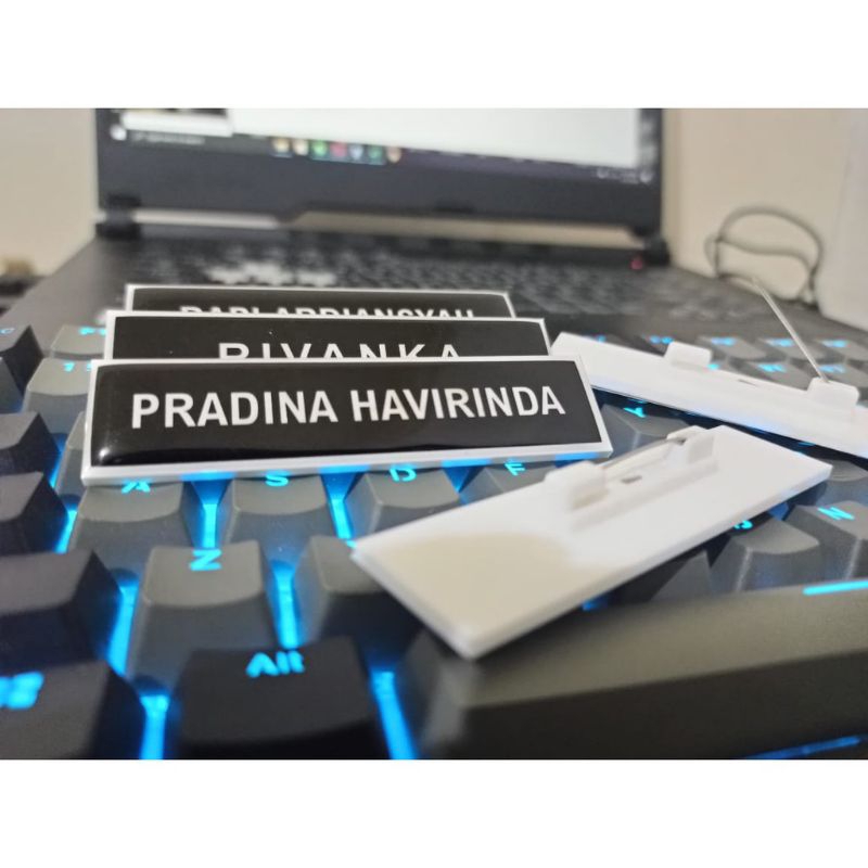 

PAPAN NAMA DADA / Nametag AKRILIK PENITI