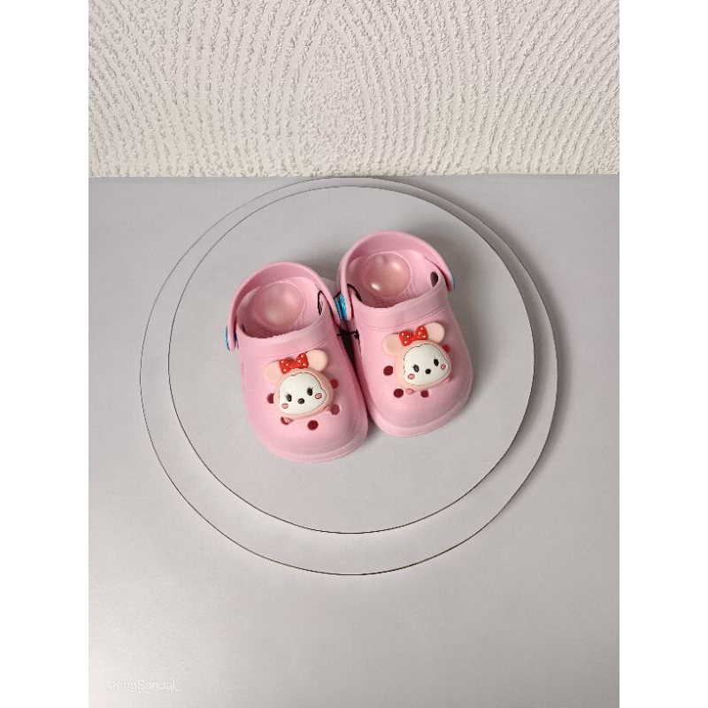Sandal sepatu bayi cit cit bisa bunyi sepatu bayi bapao baim jibbitz tsum tsum disney