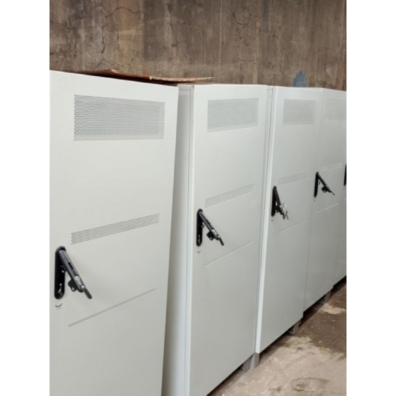 Rack.ServerOutdoor24U