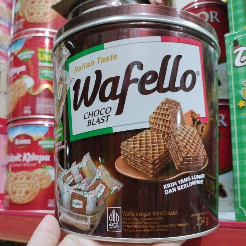 

STOK TERBARU!!wafer WAFELLO kaleng 234gr